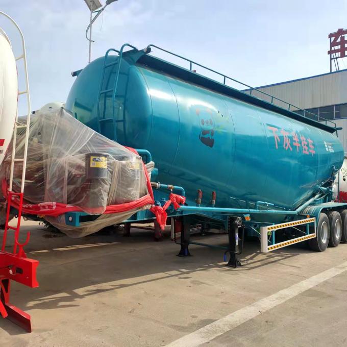 O petroleiro maioria do cimento do reboque do transporte do pó da baixa densidade semi pulveriza o Semirreboque 2